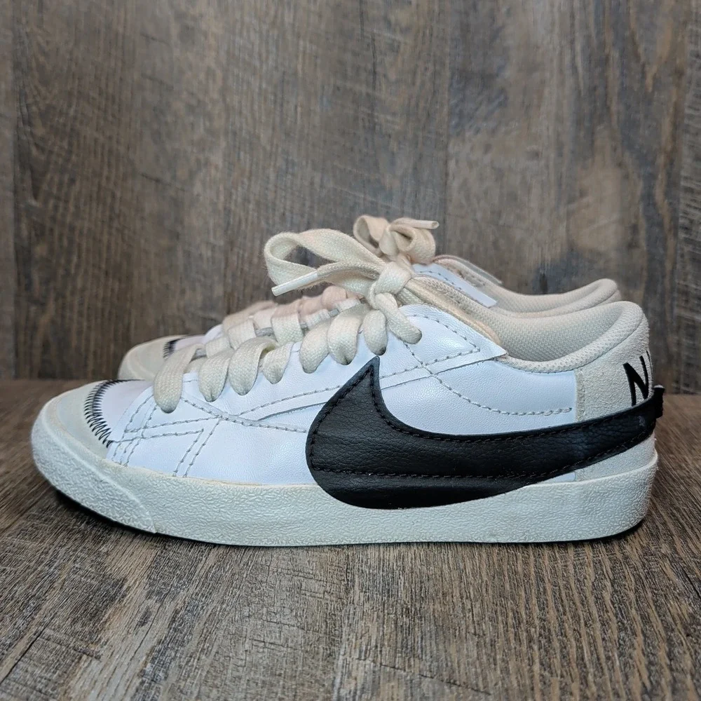 Nike Blazer Low '77 Jumbo Womens Size 9 White Black Sail Sneakers DQ1470-101